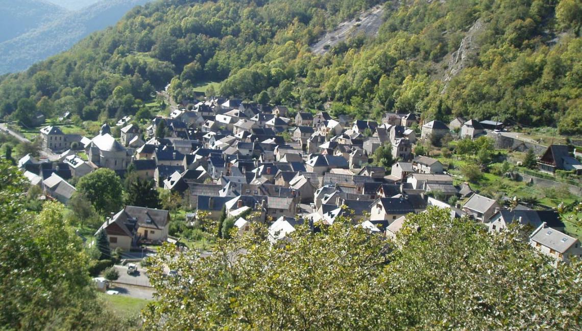 Le village de Boutx à 300 m